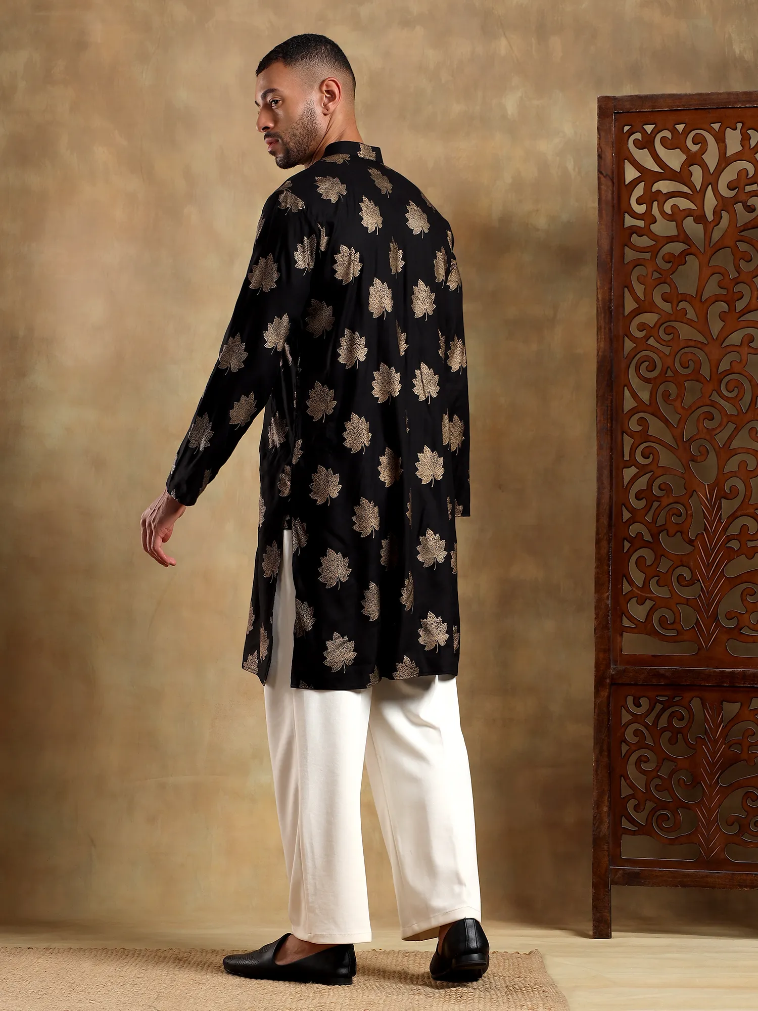 Black gold Leaf Long Kurta - Image 2