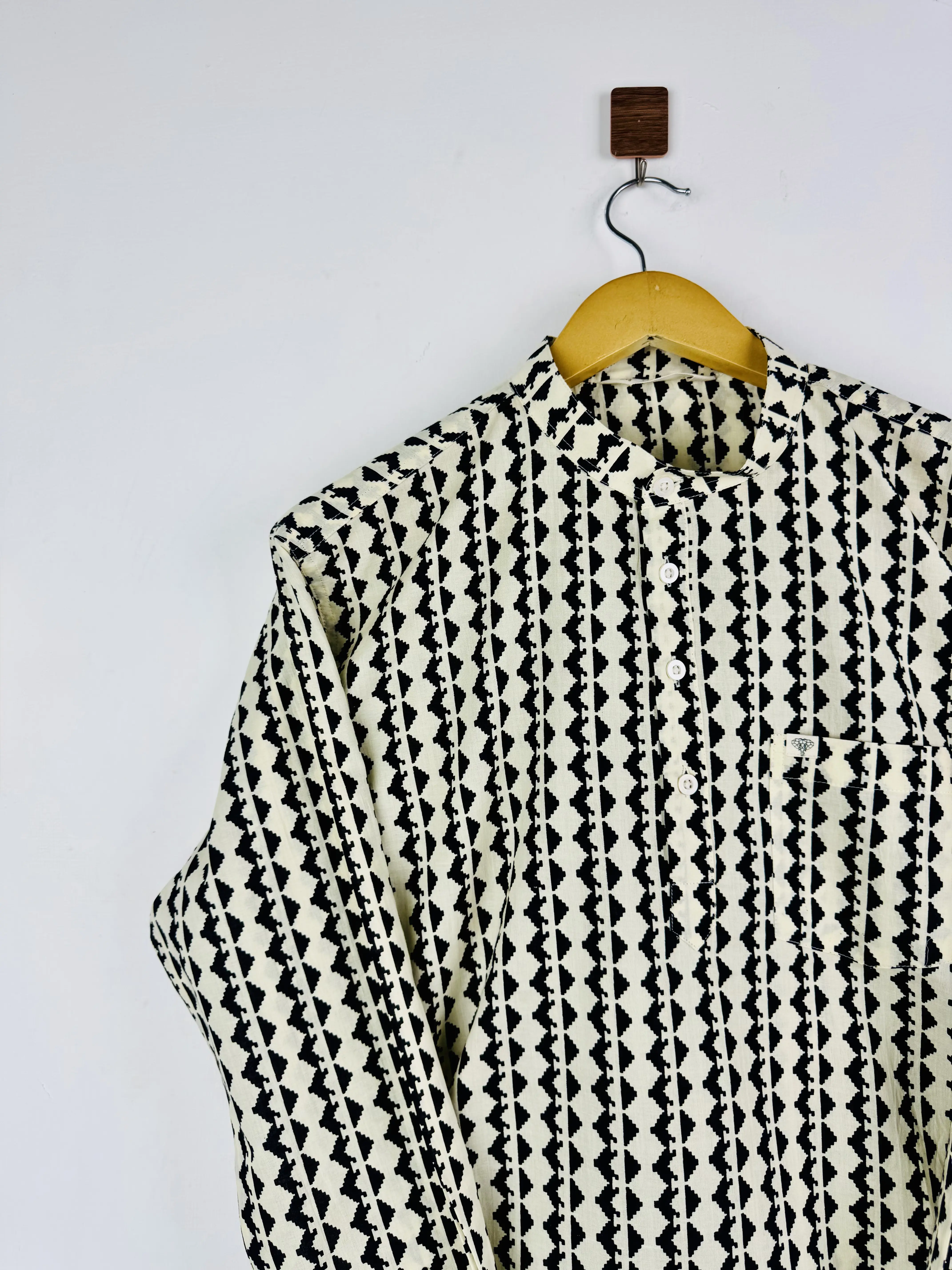 Black Ivory Path Short Kurta - Image 2