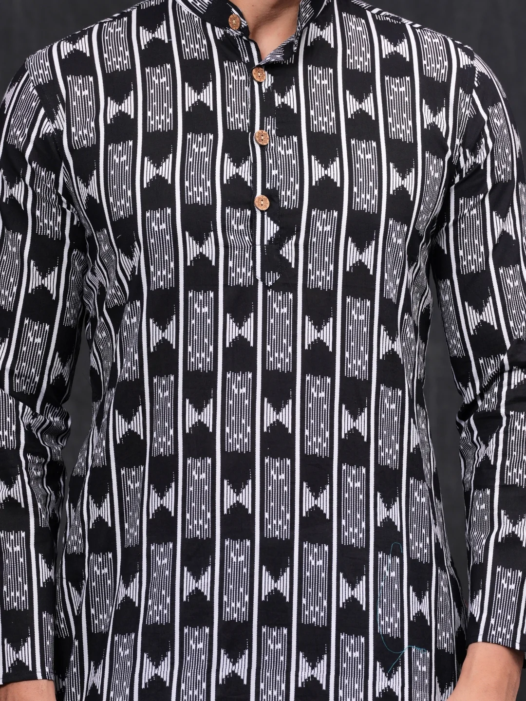 Black-White Printed Cotton kurta & Pajama Set - Image 4