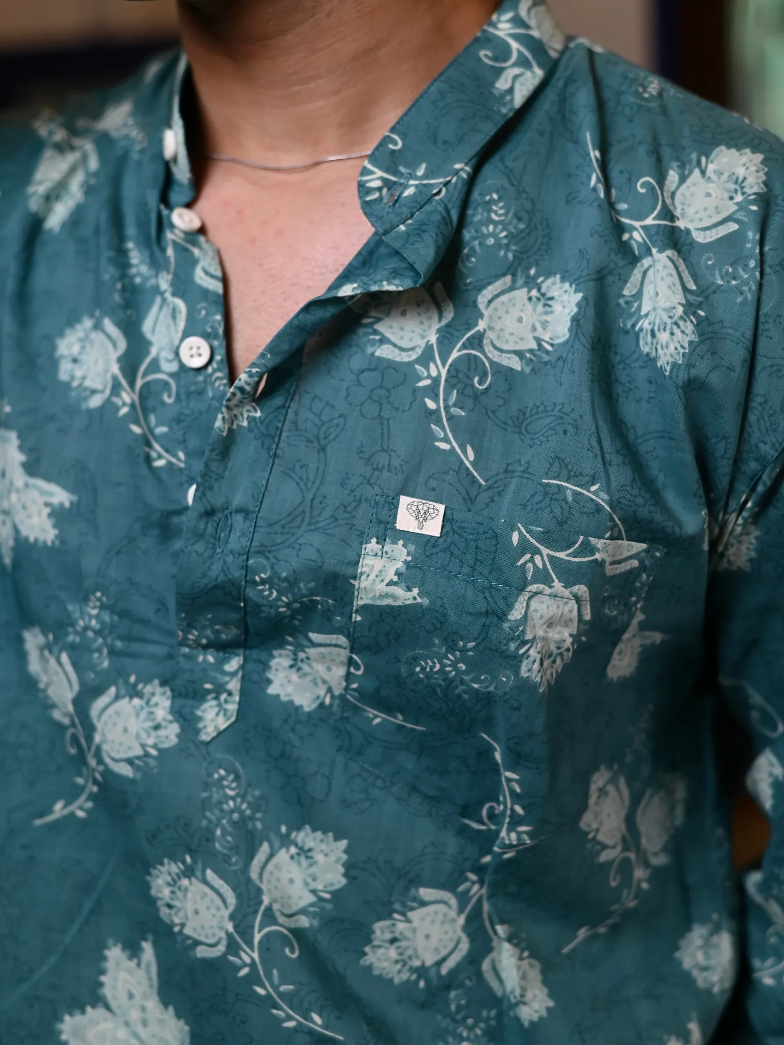 blue white flowers short kurta - Image 3