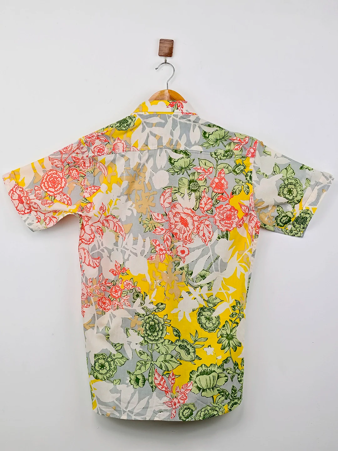 Cream – Pink Floral Printed Half-Sleeves Shirt - Image 3