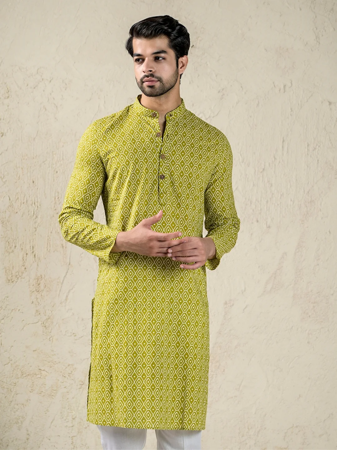 Green Block Printed Long Kurta & pyjama set - Image 4