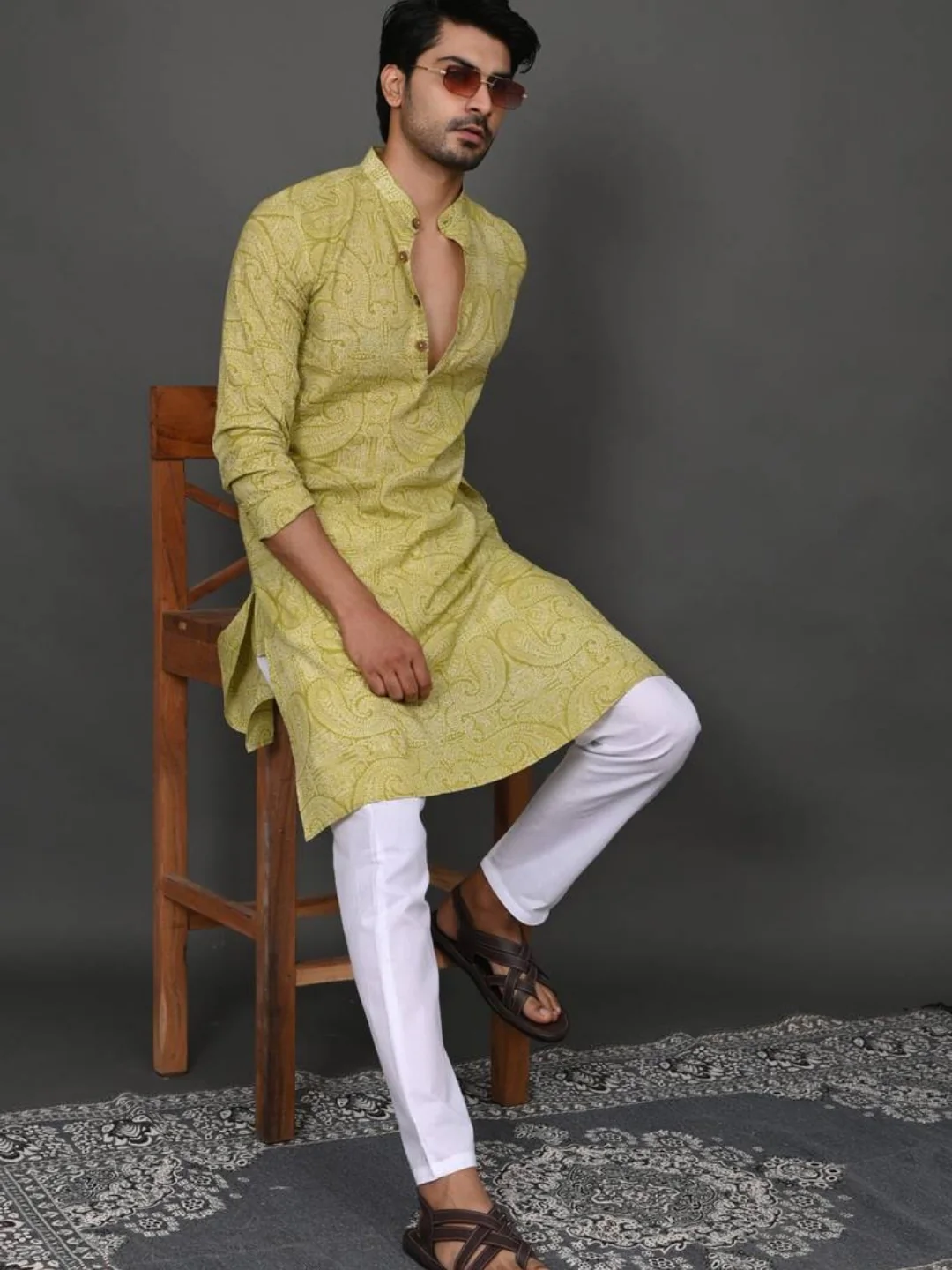 Green Self Pattern Print Style Long Kurta & Pyjama Set