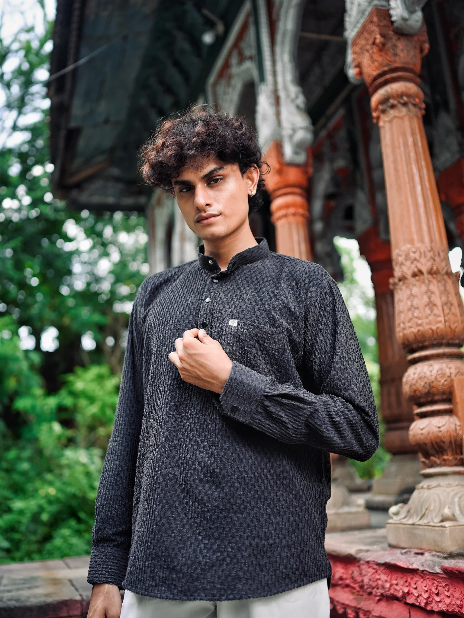 Grey Texture Weave Short Kurta - Image 3