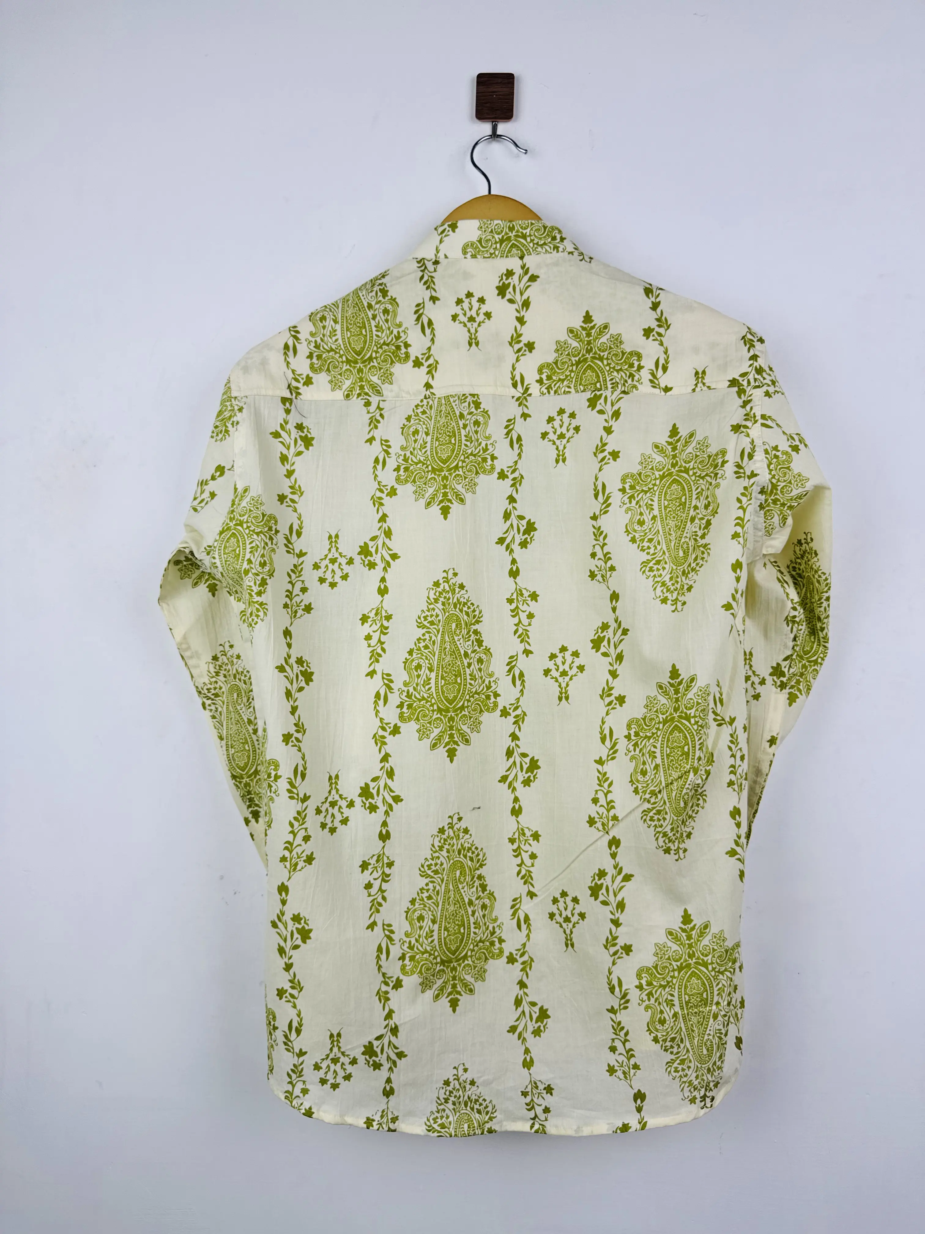 ivory green printed short kurta - Image 3