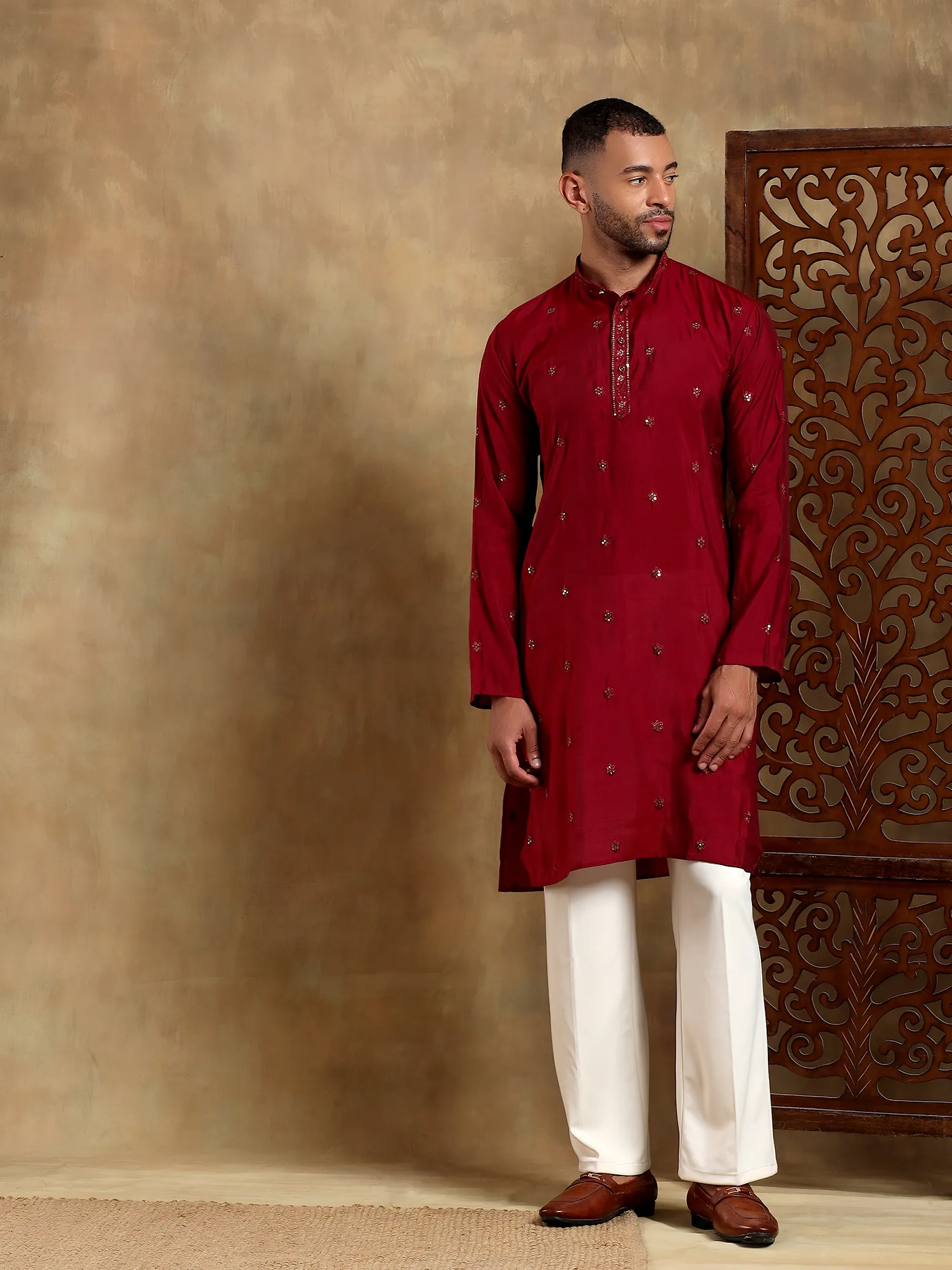 Maroon Embroidered Long Kurta - Image 4