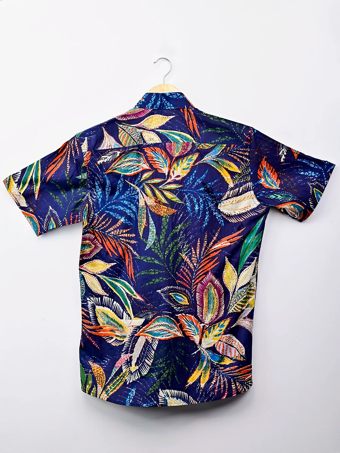 Navy – Multicolor Leaf Half-Sleeves Shirt - Image 3