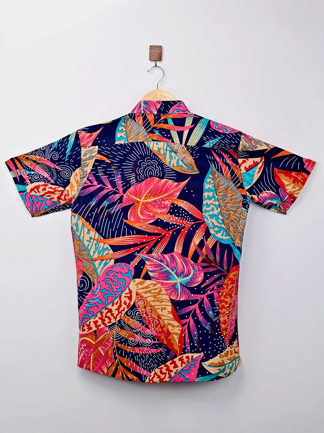 RED LEAF PRINTED HALF-SLEEVES SHIRT - Image 3